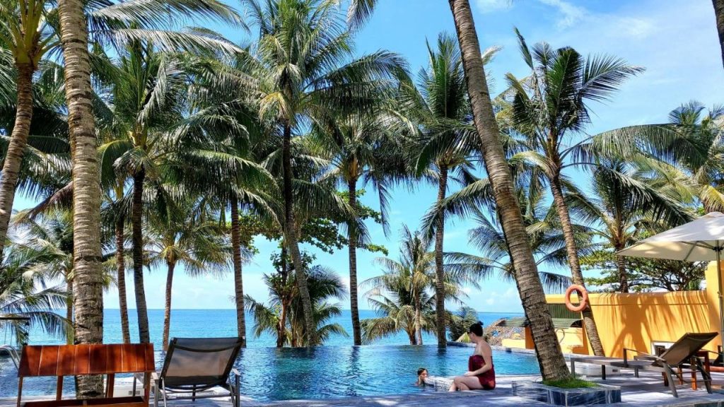 Vida Loca Sunset Beach Resort Phú Quốc
